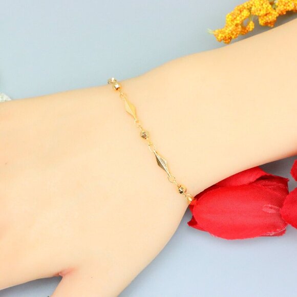 "Elegant & Trendy Bracelet, A Perfect Gift for Women, Thoughtful, EVCH1674 - Picture 5 of 10